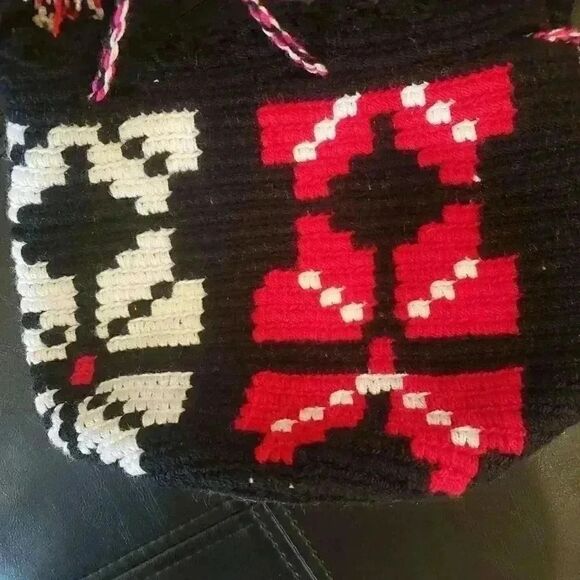 𝅺Peruvian Girl's Crocheted Handbag New w/o Tags - Picture 4 of 8